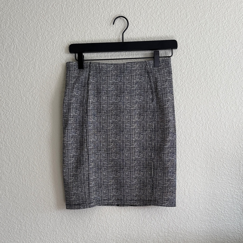 Liverpool Bia Knit Pencil Skirt